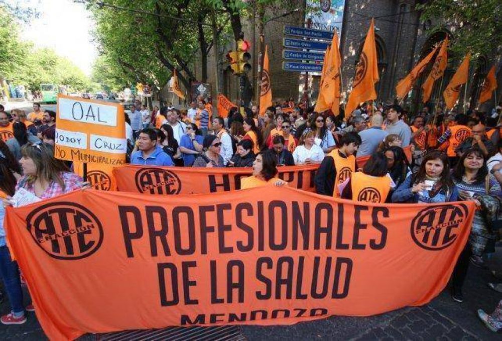 Vuelve a los primeros planos la puja salarial entre el Gobierno de Mendoza y los gremios