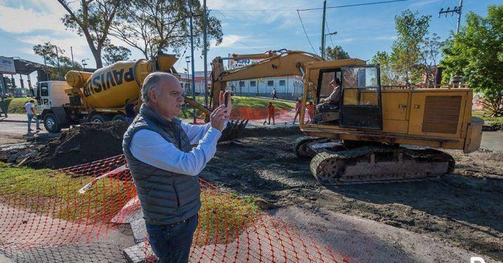 GRINDETTI RECORRI� EL AVANCE DE NUEVAS OBRAS EN DISTINTOS PUNTOS DEL DISTRITO