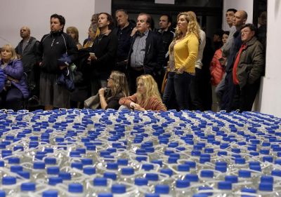 El municipio solicit� a la justicia que exima a los vecinos de Gonnet del pago de agua por el servicio deficiente