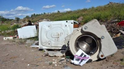 Hacen otro basurero para TV, heladeras y lavarropas en desuso