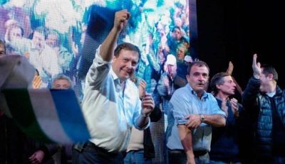 Weretilneck dijo que puede gobernar un per�odo m�s sin cambiar la Constituci�n