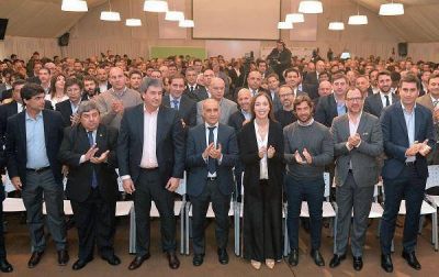 Mar�a Eugenia Vidal encabez� una reuni�n de Gabinete ampliado