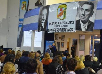 Tona Salino disert� en el PJ sobre equidad de g�nero