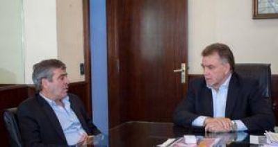 Amaya y Cano en el centro de las cr�ticas por las obras