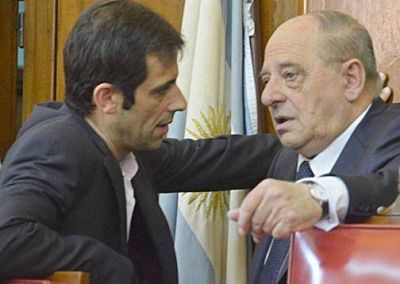 �Arroyo tendr�a que ser consciente de sus errores, Mar del Plata est� sumida en una crisis muy importante�
