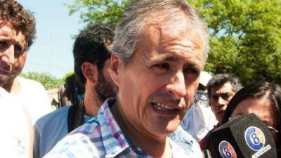 UPCN y ATE piden al gobierno que pague un bono de fin de a�o