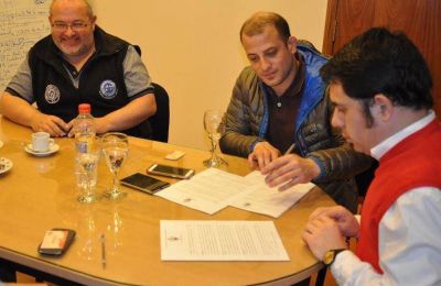 Firman convenio para capacitaciones y formaci�n profesional