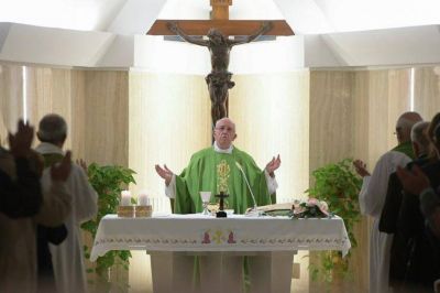 El Papa en Sta. Marta: �Abrirse al Esp�ritu y dejar que nos lleve adelante�