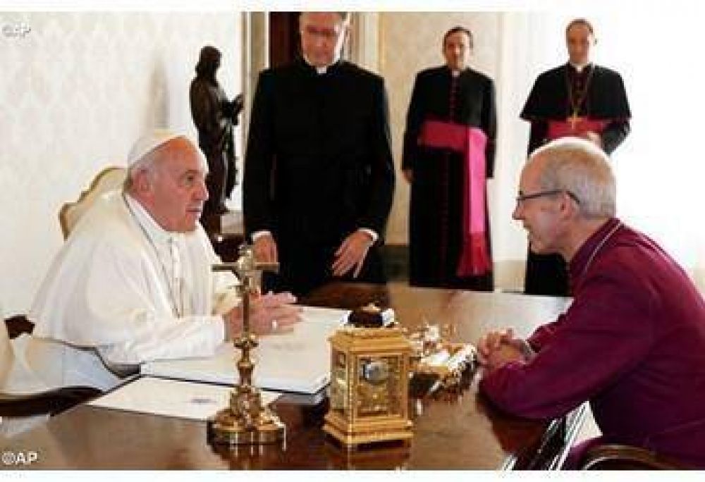 Papa: cat�licos y anglicanos impulsemos nuestro camino com�n. Oraci�n, testimonio y misi�n