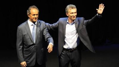En plena complicaci�n judicial, Scioli visit� en secreto a Macri en Olivos