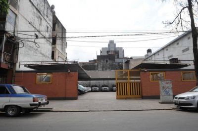 Gabriel Yedlin alquil� cocheras por m�s de $ 1 mill�n y el Tribunal de Cuentas le orden� deshacer la operaci�n