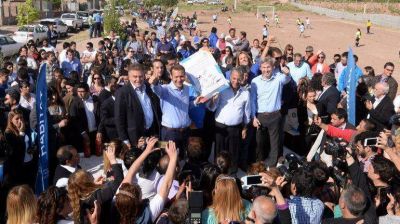 Habr� $1160 millones para obras de infraestructura
