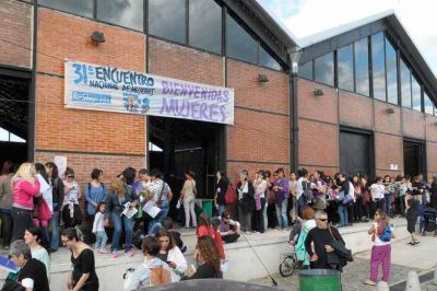 Comienza el Encuentro Nacional de mujeres en Rosario