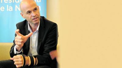 Dietrich : �la vieja forma de hacer pol�tica caus� el 32% de la pobreza en el pa�s�