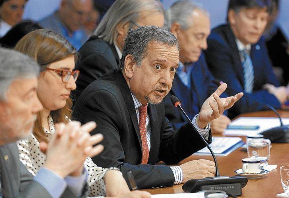 �Siempre tuvimos que pelear cada incremento de fondos para el sector�