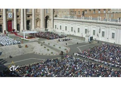 Papa: Que Mar�a nos ense�e a agradecer la misericordia de Dios