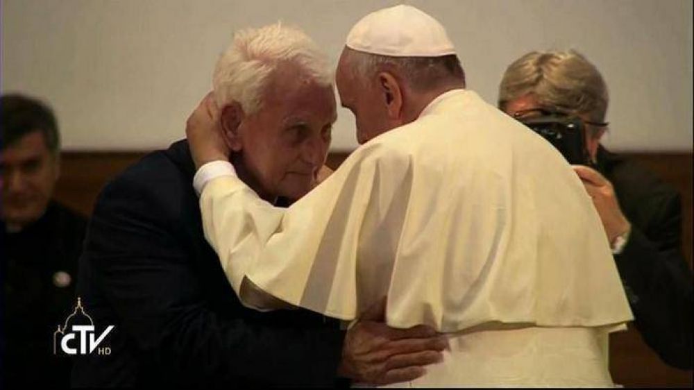 Don Ernest Simoni, el nuevo cardenal que conmovi� a Francisco