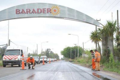 Contin�a la obra de repavimentaci�n del acceso