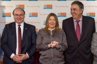 Rodolfo Urtubey inaugur� nuevos cursos del sistema acusatorio en el sur