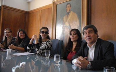 Transfieren fondos para ayudar a mujeres en situaci�n de violencia