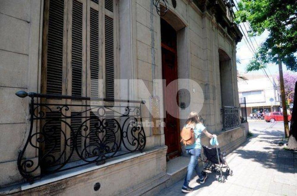Candioti: piden l�mites a las obras