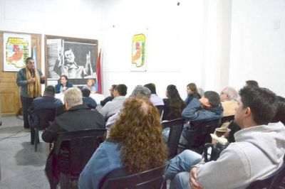 Jorge Rachid habl� de pol�tica internacional y servicios