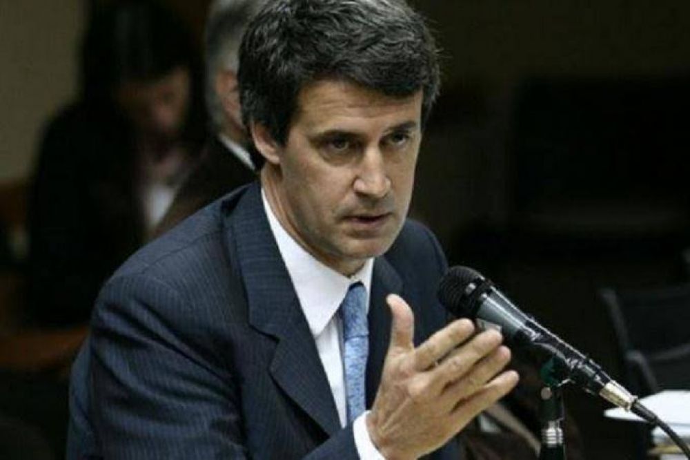 Prat Gay se disfraz� de Robind Hood en Estados Unidos y prometi� �eliminar�  subsidios a los ricos