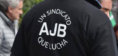 Ante la falta de respuestas de la provincia, Judiciales anunciaron un paro de 24 horas para el 12 