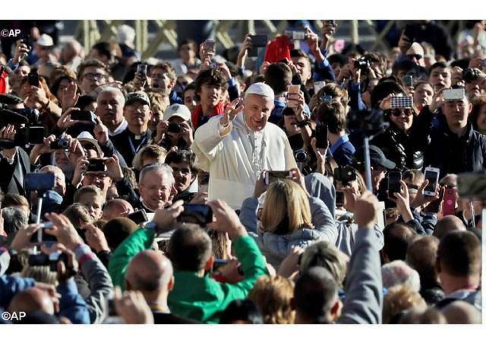 El Papa en la catequesis: �Las obras de misericordia, ant�doto contra la indiferencia�