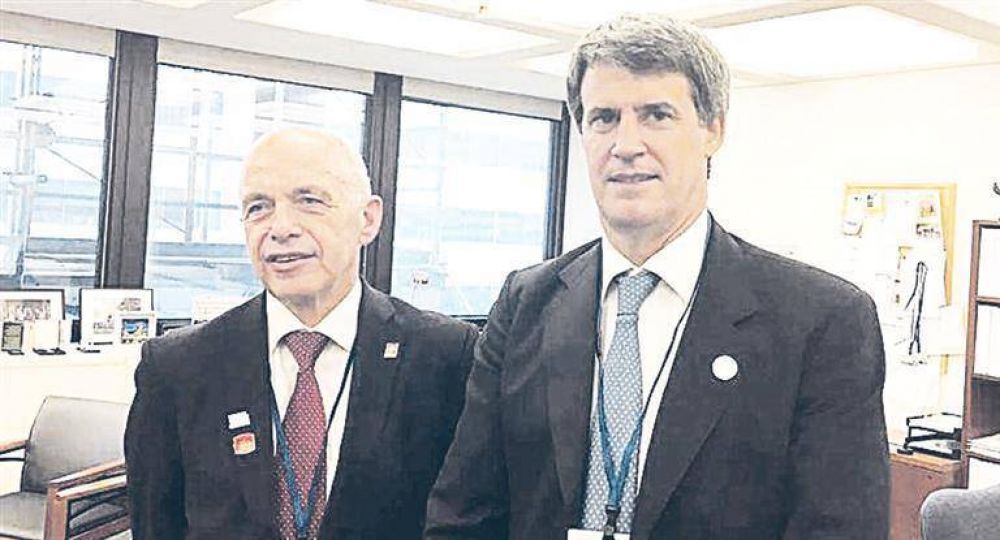 Blanqueo II: Argentina acelera acuerdos con Chile y Suiza