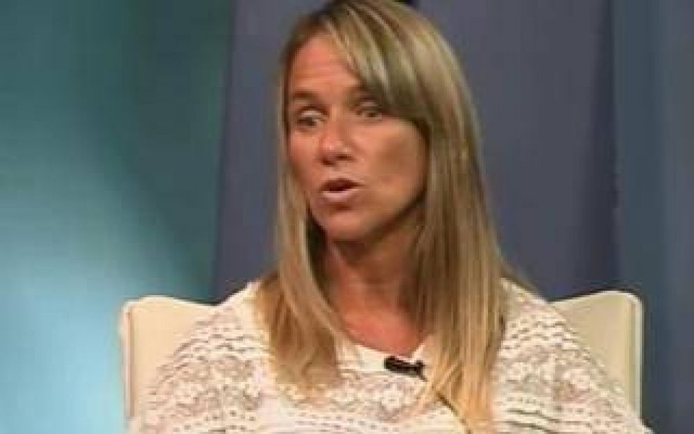 La hermana de los mellizos Barros Schelotto, postulante a la Defensor�a Ciudadana de La Plata