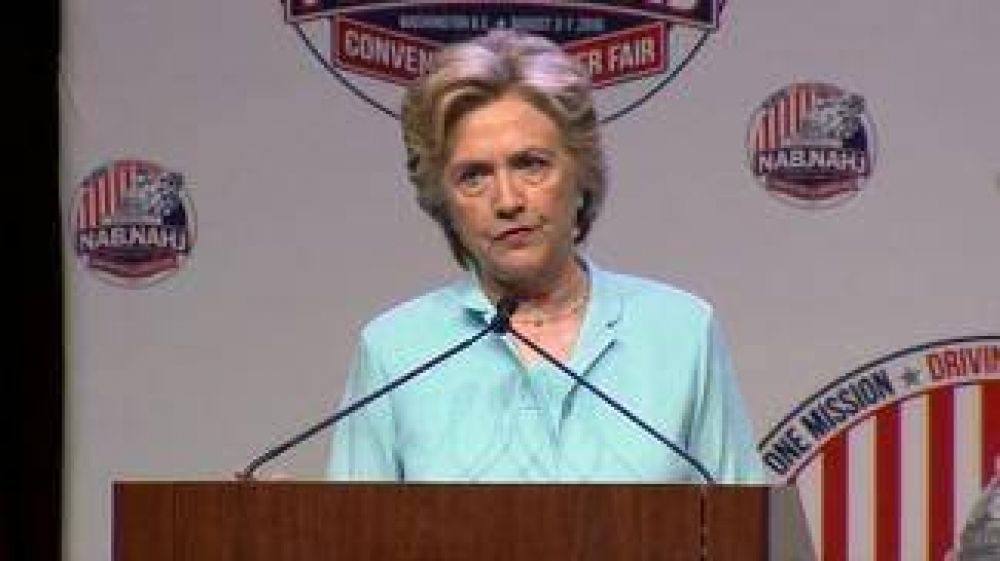 Wikileaks desnuda otra vez la campaa de Hillary, que denuncia espionaje
