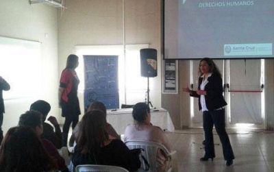 El taller de diversidad de g�nero se dict� en R�o Turbio
