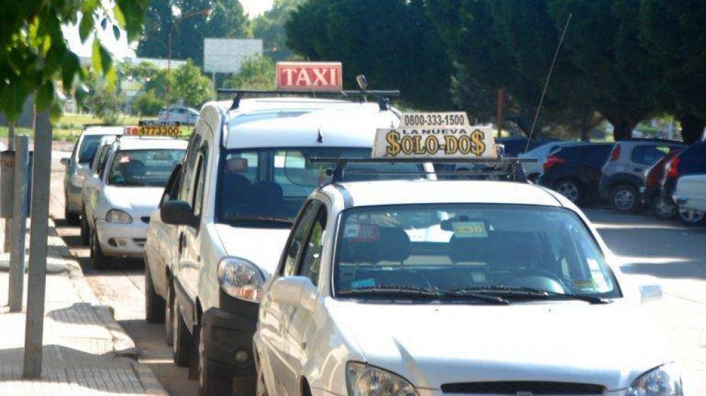 Los taxistas sufren la crisis: recaudan un 40% menos