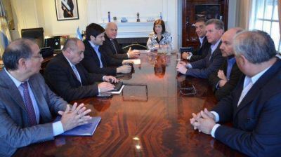 Bullrich confirm� que en la ciudad hay 779 federales