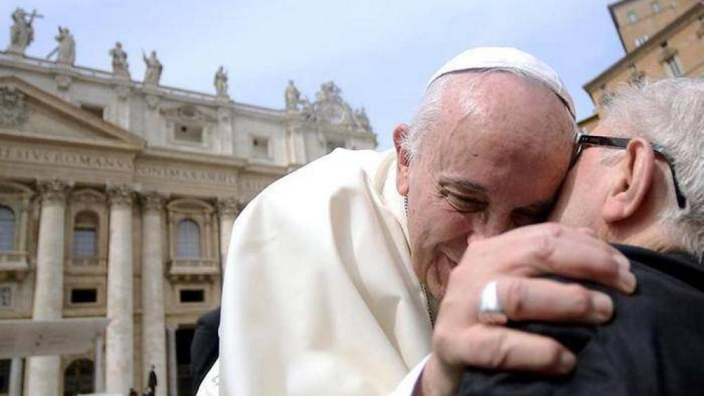 Vaticano; el 15 de octubre el Papa se reunir� con 7 mil abuelos