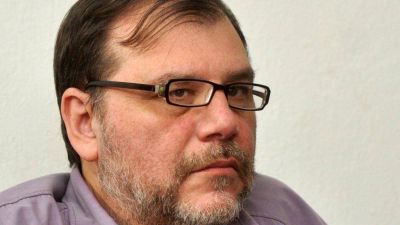 Tras su separaci�n de SUTEBA, los bloques pol�ticos apoyaron a Ra�l L�pez
