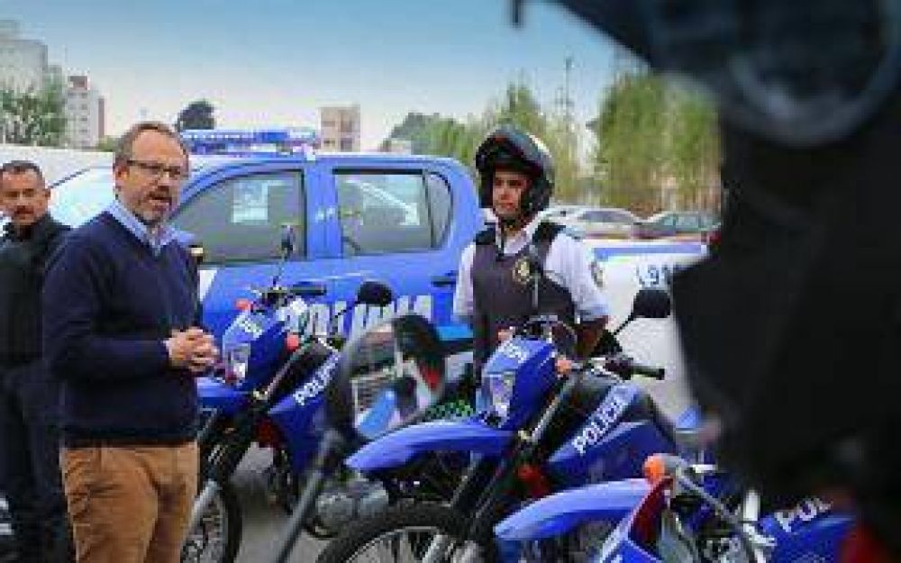Tres de Febrero: Incorporan nuevas motos para reforzar los controles de seguridad