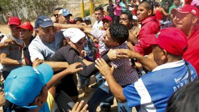 La oposici�n march� en Venezuela para reclamar el revocatorio a Maduro