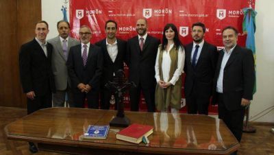 Buscando airear su gesti�n, Tagliaferro cambi� el gabinete