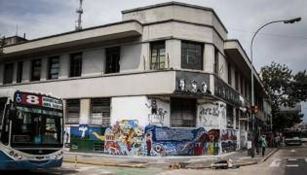 Metrobs Paseo Coln: la escuela Isauro Arancibia deber mudarse