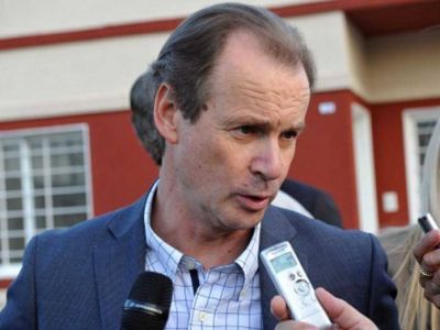 Ordenan una investigaci�n sumaria en Obras Sanitarias