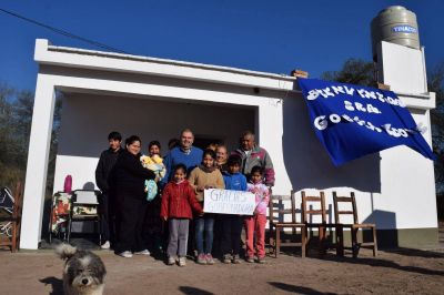 Contin�a la entrega de m�dulos habitacionales