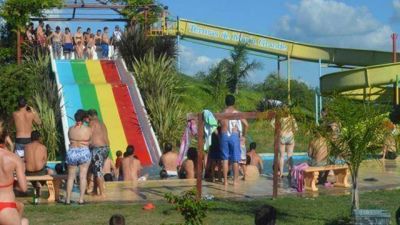 Clausuraron las termas de Mar�a Grande por contaminaci�n