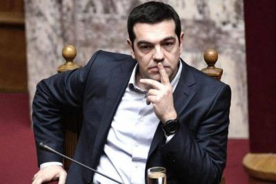 Tsipras cree que Atenas saldrá de la crisis aunque será 