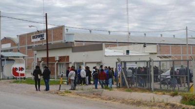 Expofrut cierra su galp�n de Allen y despide a 130 trabajadores