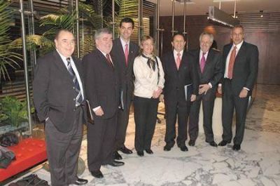�Comenzamos a desandar un camino importante�, dijo Das Neves tras la reuni�n de la Ofephi con De Vido