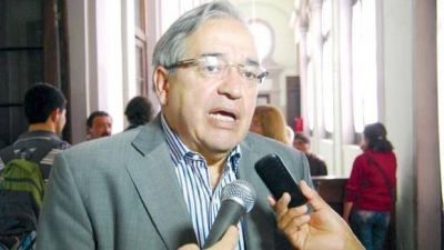 Godoy con los tapones de punta contra el Gobierno Nacional