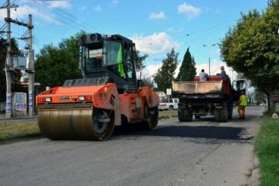 100 millones de pesos para obras de pavimentaci�n