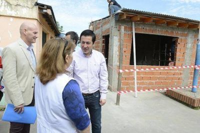 Leonardo Nardini supervis� las reformas en escuela de Tierras Altas